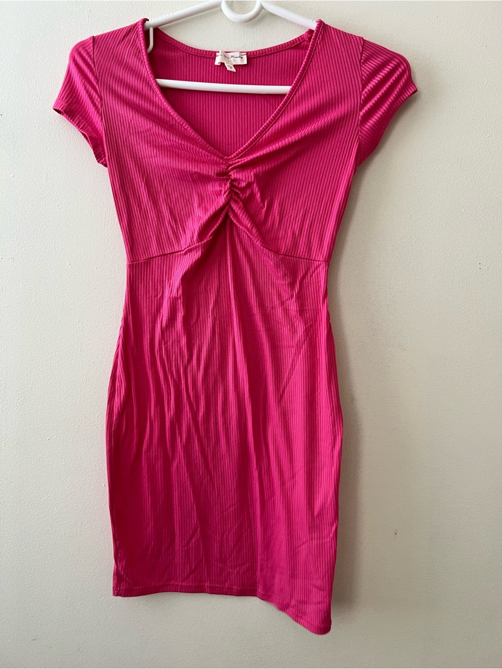 Fuchsia Ribbed Knot-Front Bodycon Dress